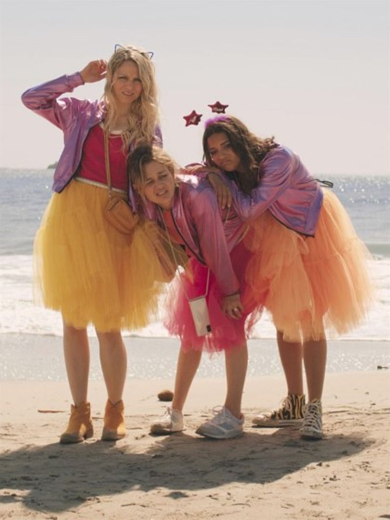 Filmplakat des Films JGA: Jasmin. Gina. Anna.